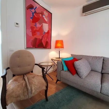 Atico Esquinero Muy Soleado Con La Terraza De 50 M2 Appartement Sitges